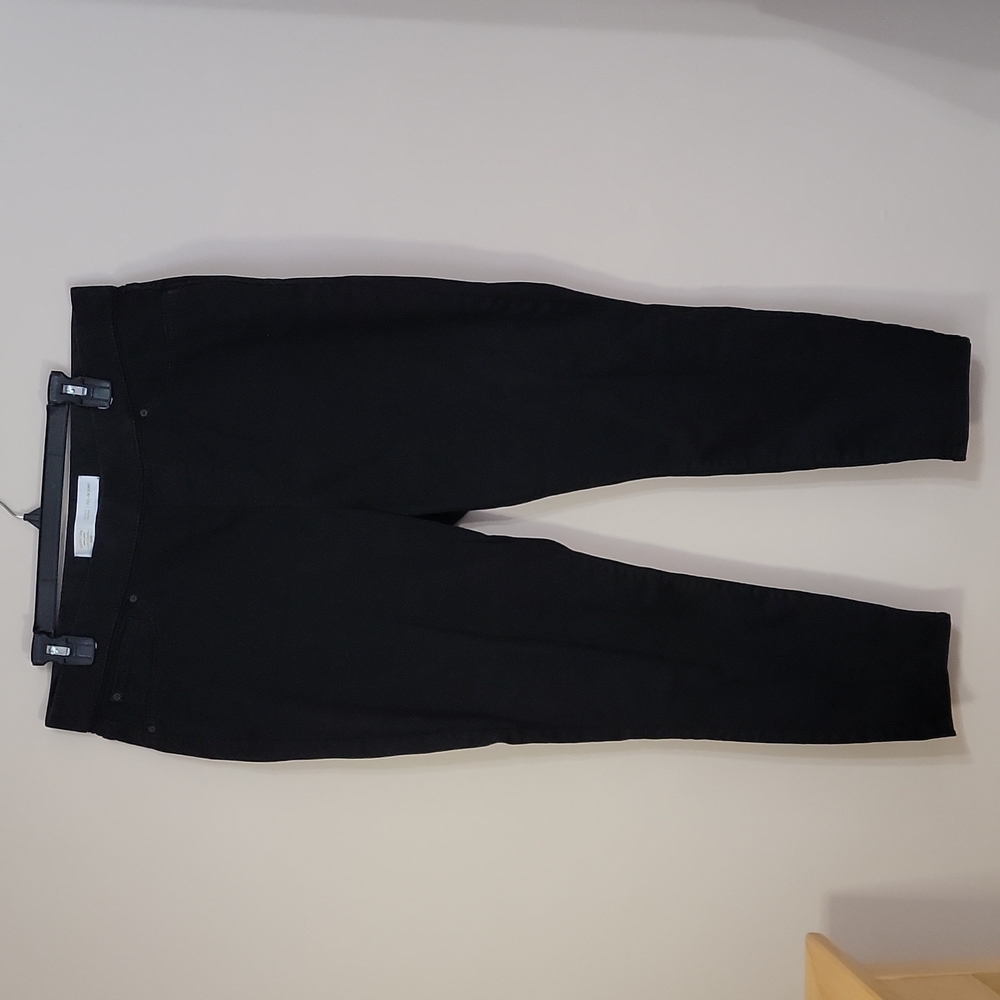 Signature Levi Strauss Gold Pull-on Skinny Jeggings